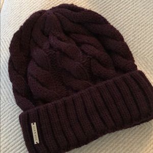 NWOT Soia & Kyo Cable Knit Beanie